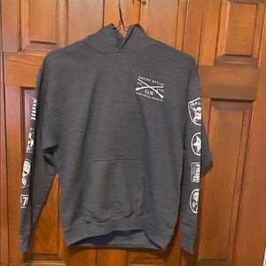 Grunt Style Gray Hoodie Size Medium Pre-owned. Excellent Condition.